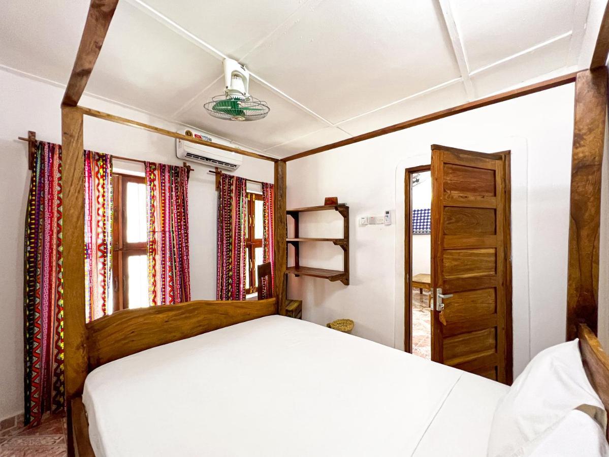 Shoki Shoki Guest House Zanzibar Exteriör bild